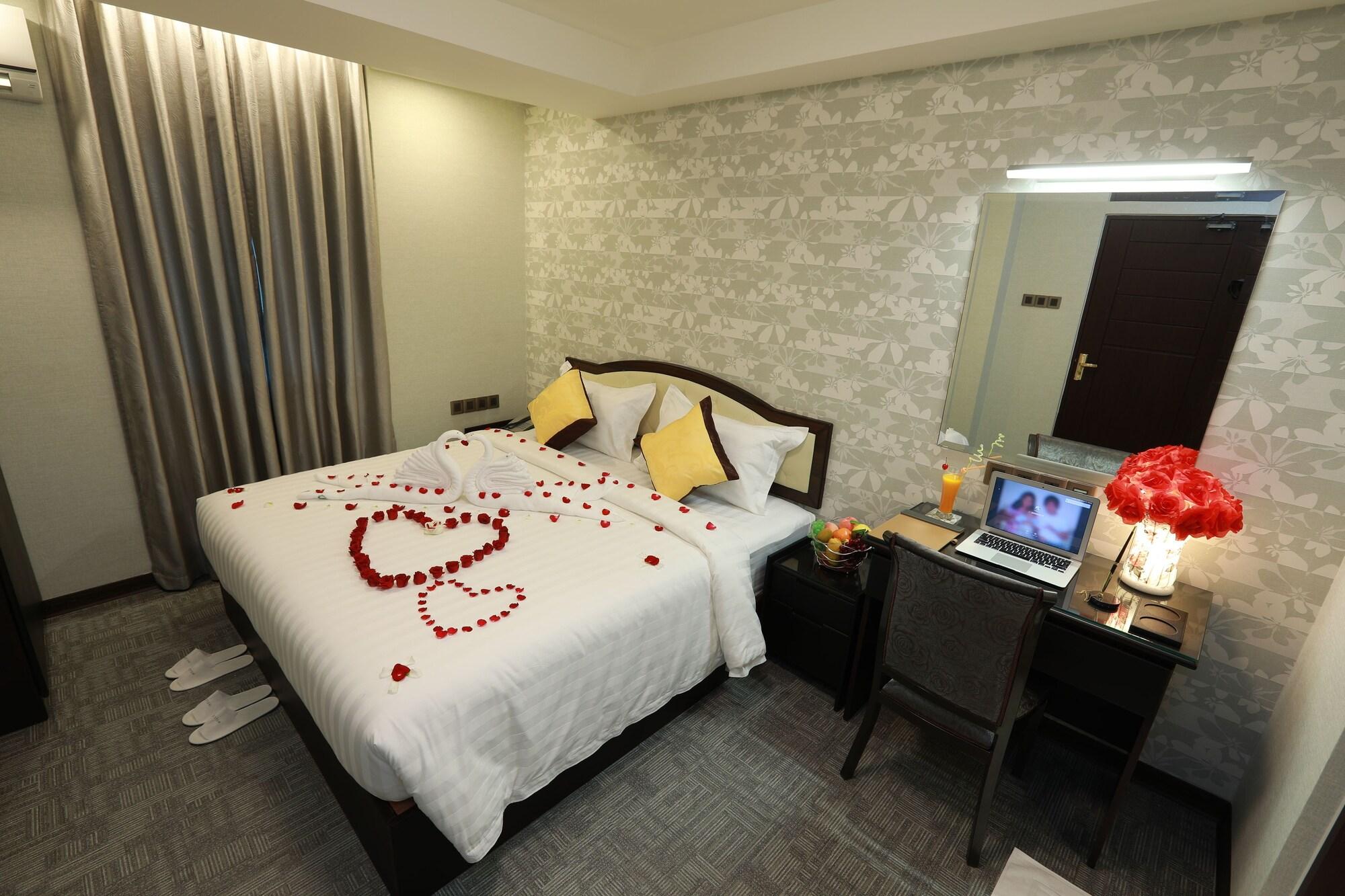 Rose Palace Hotel Rangoon Eksteriør billede