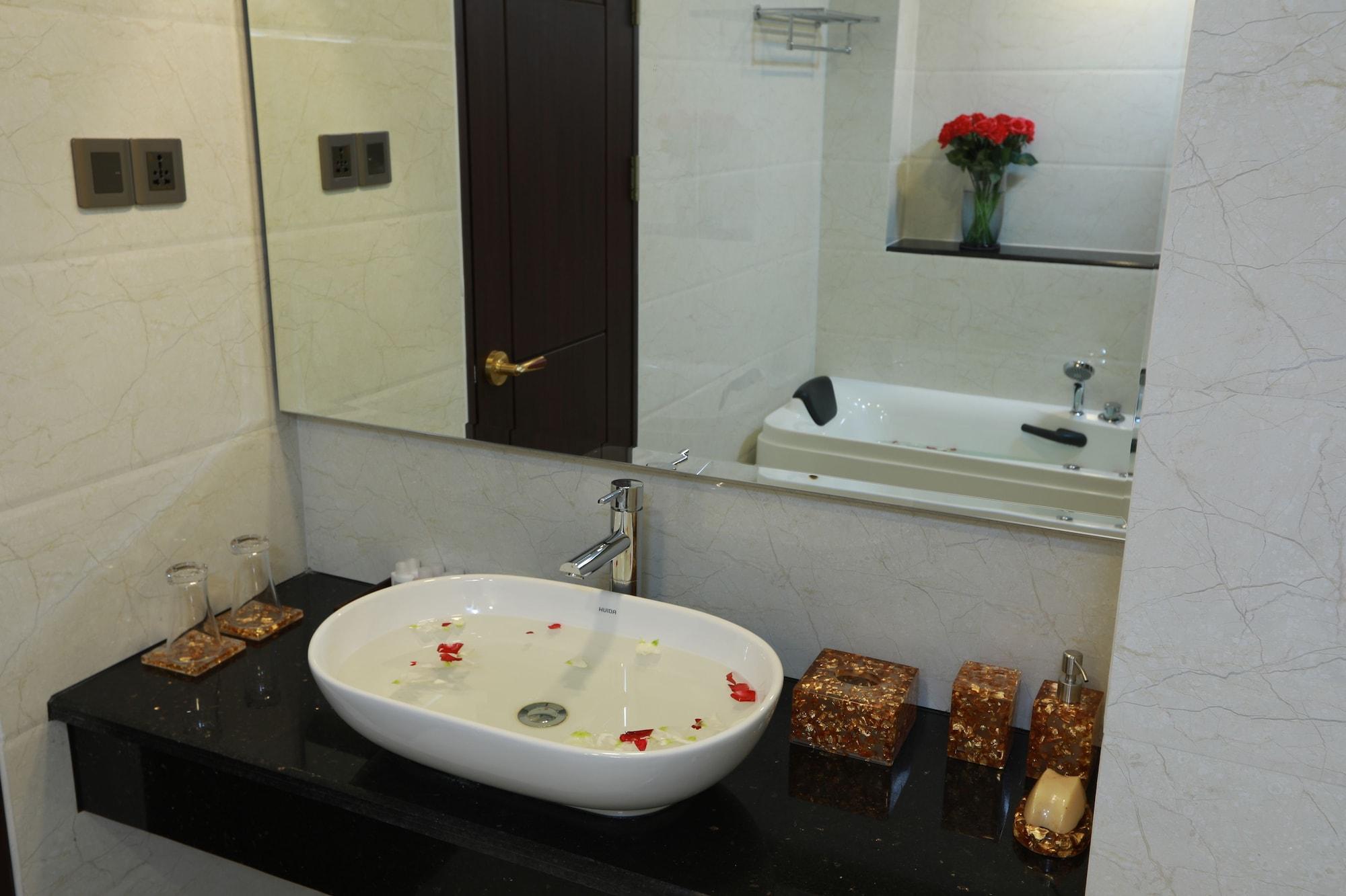 Rose Palace Hotel Rangoon Eksteriør billede